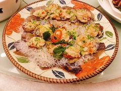 -东豪园林海鲜酒家(南港路辅路店)