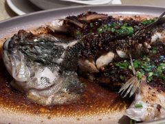 -八府香鸭·啫啫煲(华山路店)