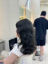 -十六番发型师事务所
