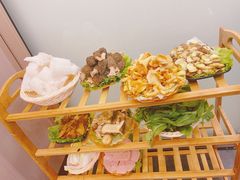 -菌海森林·非遗野生菌火锅(西山区滇池路摩根道店)