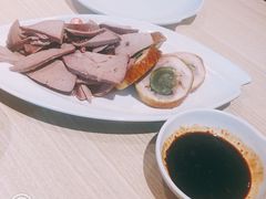 -六泰居·尔滨地标·东北菜(泰山路店)