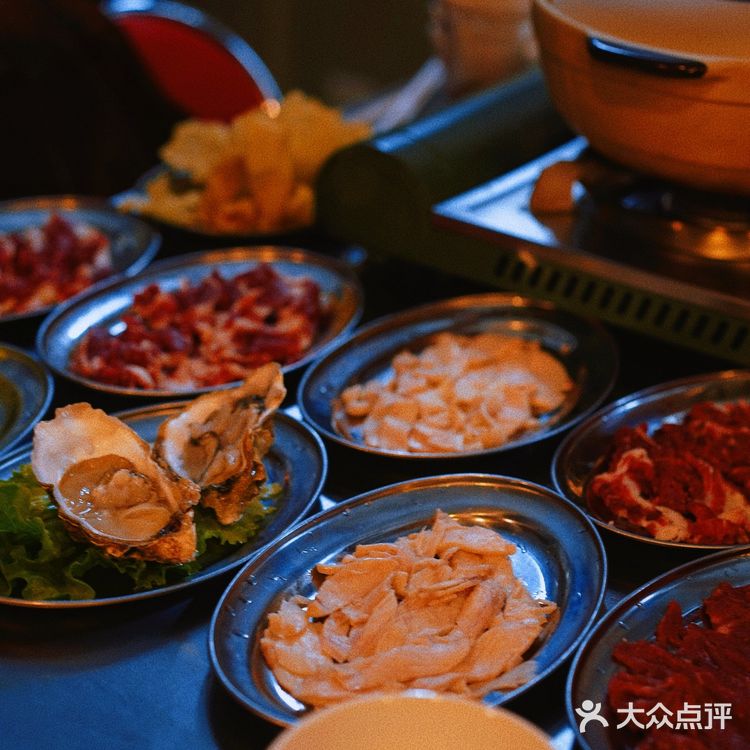 四方食事，不过一碗人间烟火