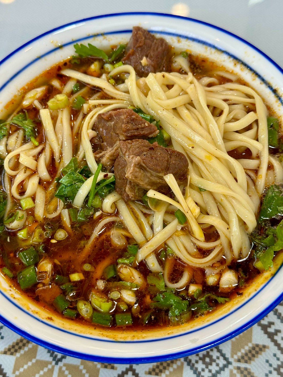 小面馆做的原汤牛肉面有水准,肉质,调味和火候把控的很好