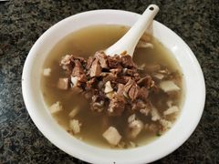 纯羊肉汤-清真喜兰老丁羊汤特色小吃