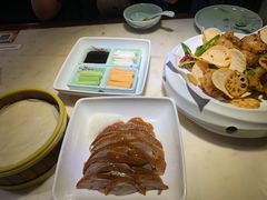 -韵秋荷(宝山龙湖天街店)