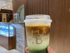 宇治抹茶拿铁-光明悠焙(豫园店)