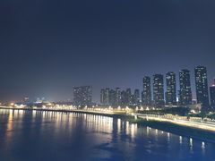 -南京眼步行桥