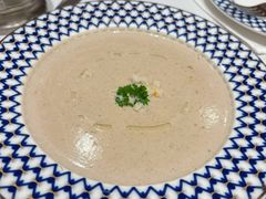 奶油蘑菇汤-哈拉硕俄式西餐