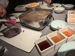 -左庭右院鲜牛肉火锅黑金店(陆家嘴中心店)