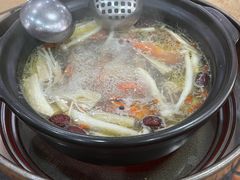 -濠轩阁特色生蚝火锅(水湾路店)