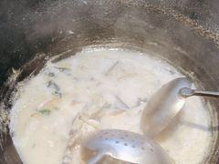 -陈大锅·岳阳鱼馆·地道岳阳菜(美食街店)