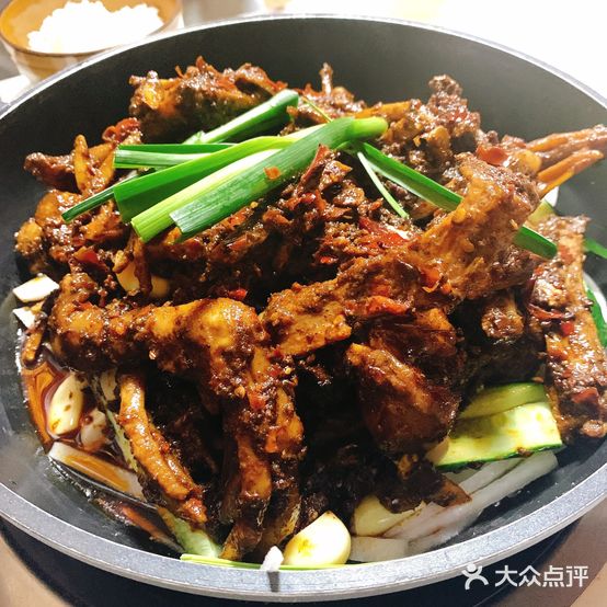 聂二哥干锅鹅掌翅(盐务街店)
