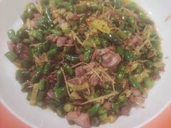 姜丝兔-老方桌烂蹄花川菜馆(九龙坡店)