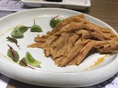 芥末鸭掌-小大董·烤鸭(凤凰汇店)