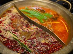 沸炉九宫格-沸炉重庆老火锅(军事博物馆店)