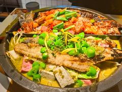 -鸣记脆皮烤鱼(三八广场店)