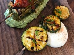 -ROAST coffee & eatery