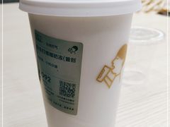 -喜茶(北京华贸购物中心店)