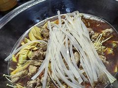 -边江铁锅炖鱼(振八街店)