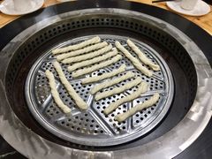 -粘豆包柴火铁锅炖