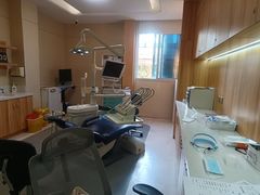 -上海仁爱医院口腔科 · 种植