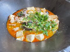 -老刘生态大鱼坊铁锅炖鱼(赛马场店)