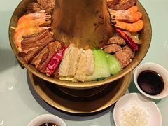 烧肉什锦锅-鼓楼东街老火锅(鼓楼店)