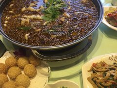 -大河宴·椒麻鱼火锅(克拉玛依西路头宫店)