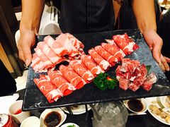 牛肉拼盘-煲宫猪肚鸡(昆山金鹰国际购物中心店)