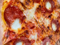 大眼肉披萨-城市大道红炉披萨烘焙坊