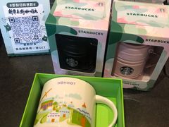 -星巴克臻选(呼和浩特维多利摩尔城店)