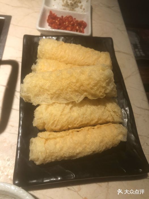 星洲椰场|椰子鸡火锅(华强北九方店)茴香响铃卷图片 - 第2张