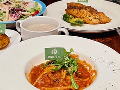 -MARU玛露音乐餐厅(大学路店)