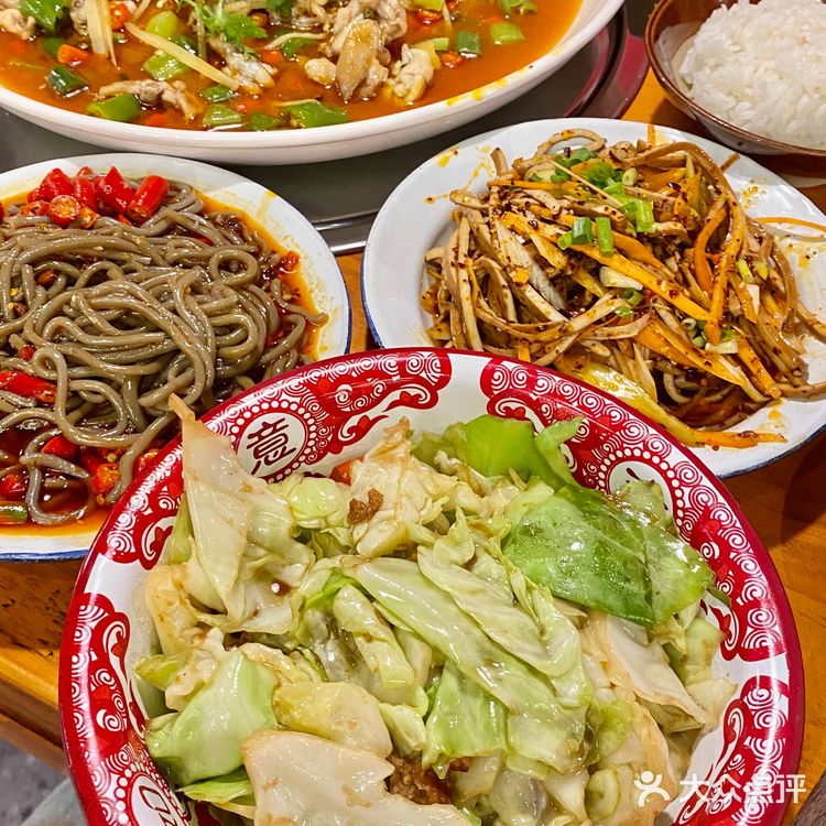 在厦门的苍蝇馆子!!!!嘿巴适!!!!!      