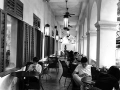 大堂-星巴克臻选(广州沙面店)