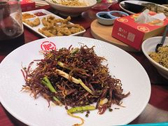 -肥肥虾庄·金牌油焖大虾(汉口城市广场店)