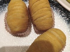金牌榴莲酥-唐宫海鲜舫