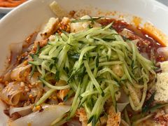 -汗腾格里·风味餐厅(新疆驻京办店)