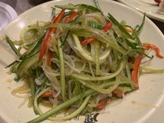 拌三丝-巴厘龙虾·榜首油焖大虾(音乐学院·沿江酒馆店)