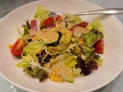 牛油果蔬菜沙拉-樱苑(四川北路店)