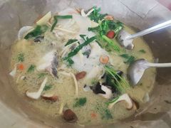 -姚记抚仙湖石锅鱼庄