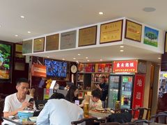 -川流不息·地道川菜·小龙虾(松东路店)