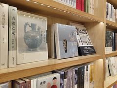 -猫的天空之城概念书店(景德镇陶溪川店)