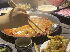 -旧街市鲜货老火锅(大光路店)