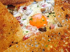 鸡蛋蘑菇熏肉荞麦可丽饼-RAC BAR(安福路店)