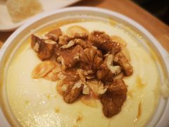 琥珀果仁双皮奶-满记甜品(荟聚购物中心店)