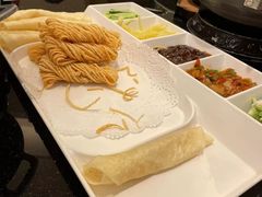 -香山湖家家宴(中山陵店)