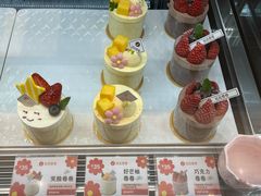 -花花卷卷·鲜食蛋糕(静安久光百货店)