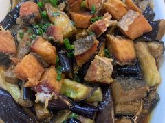 咸鱼茄子-上海阿潘舟山海鲜店(东宝兴路店)