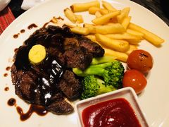 -WOLFGANG PUCK KITCHEN & BAR(迪士尼小镇店)